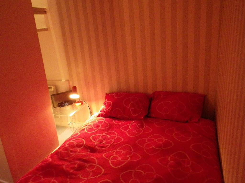Appartement 2 Pieces Proche Du Sacre Coeur Paris Exterior photo
